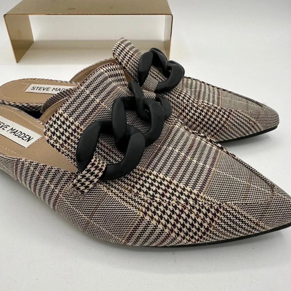 STEVE MADDEN Fleur Pointed Toe Mules Tan Plaid Chunky Black Chain Detail | 7 - Picture 6 of 13